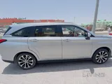 TOYOTA Veloz 2023